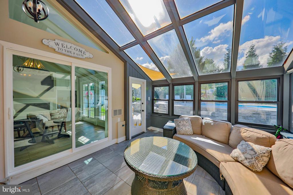 2718 WINDY HILL ROAD
