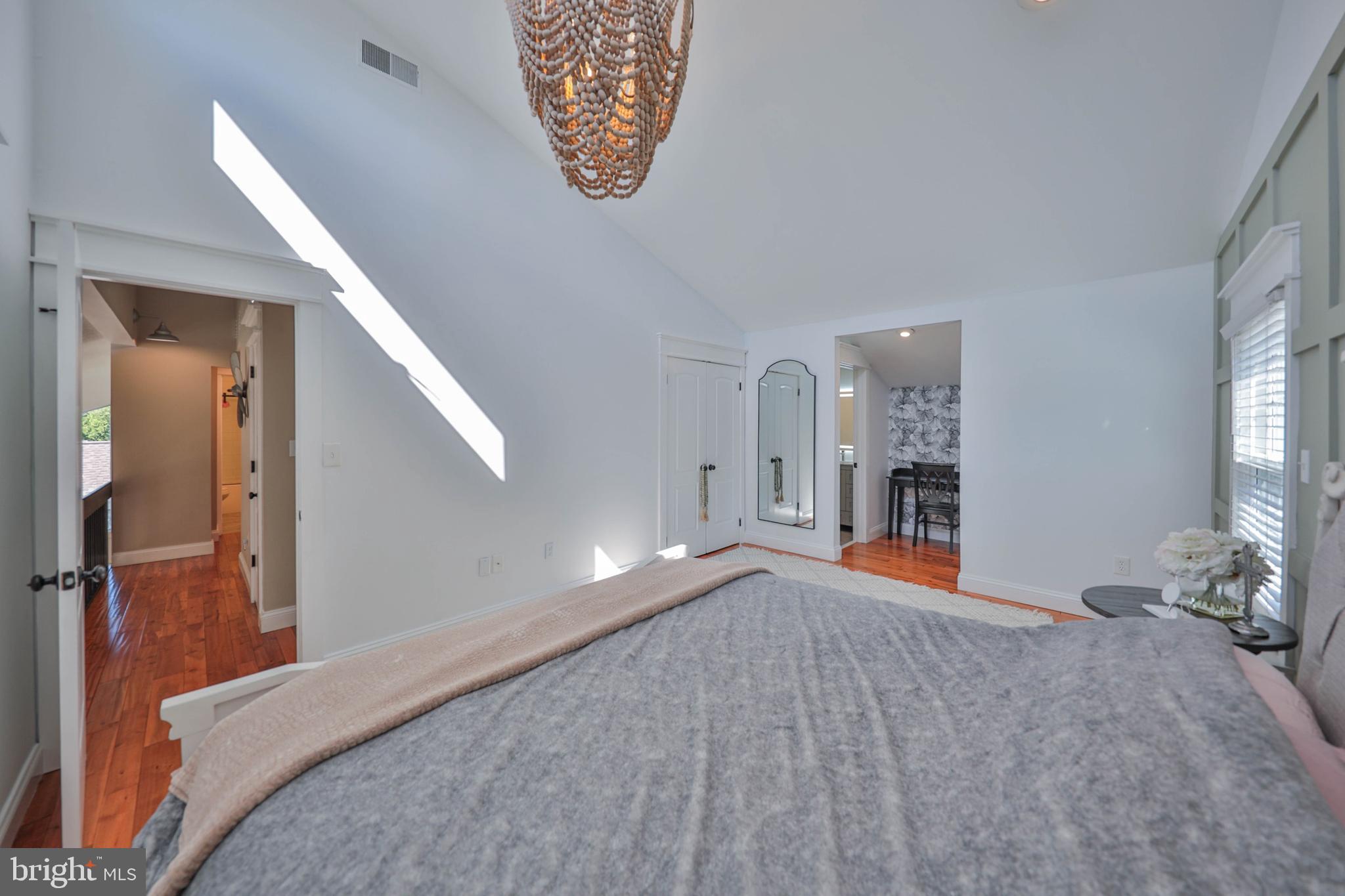 2718 WINDY HILL ROAD