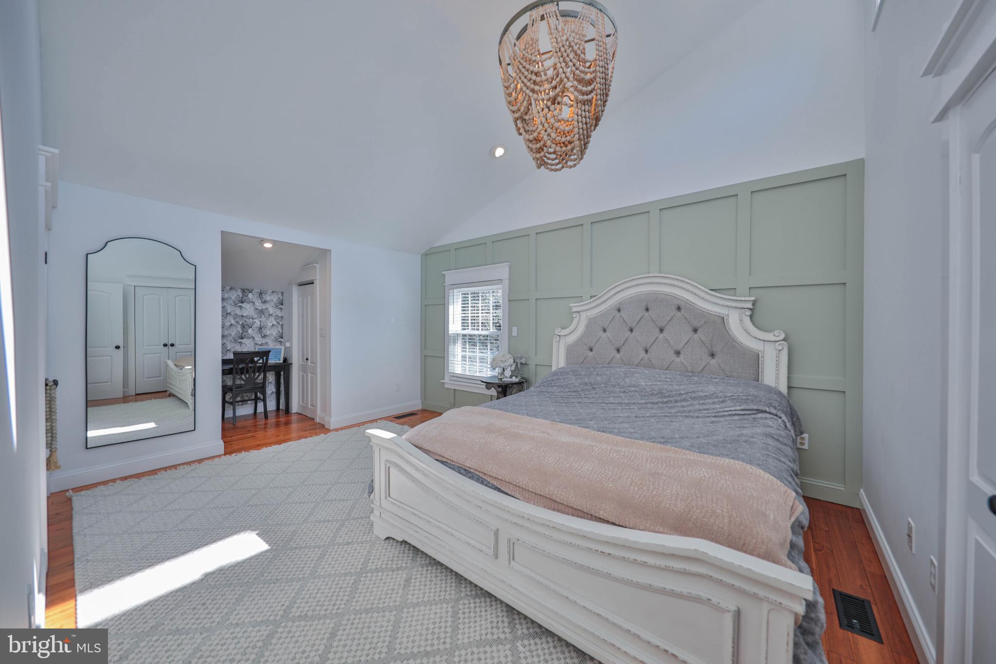 2718 WINDY HILL ROAD
