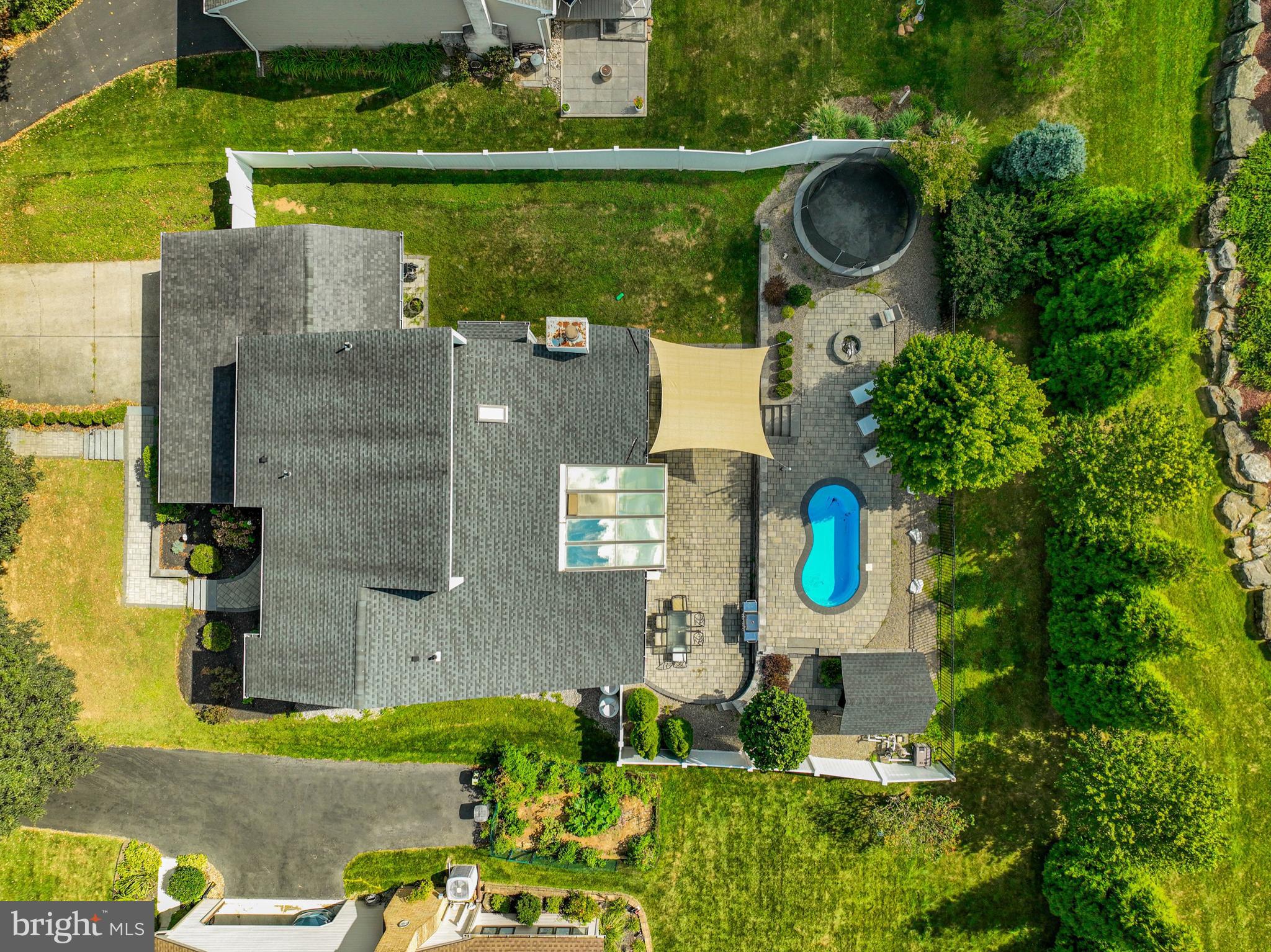 2718 WINDY HILL ROAD
