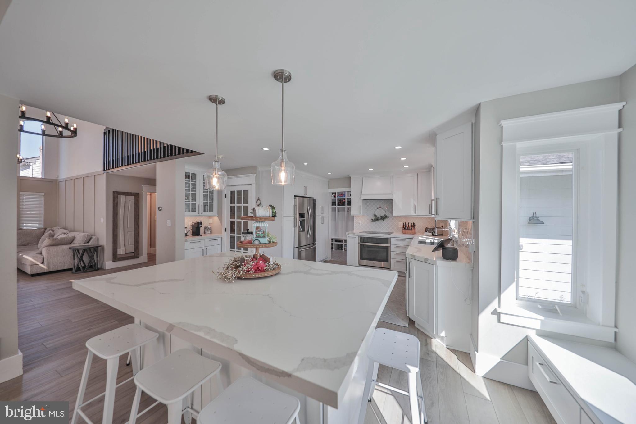 2718 WINDY HILL ROAD