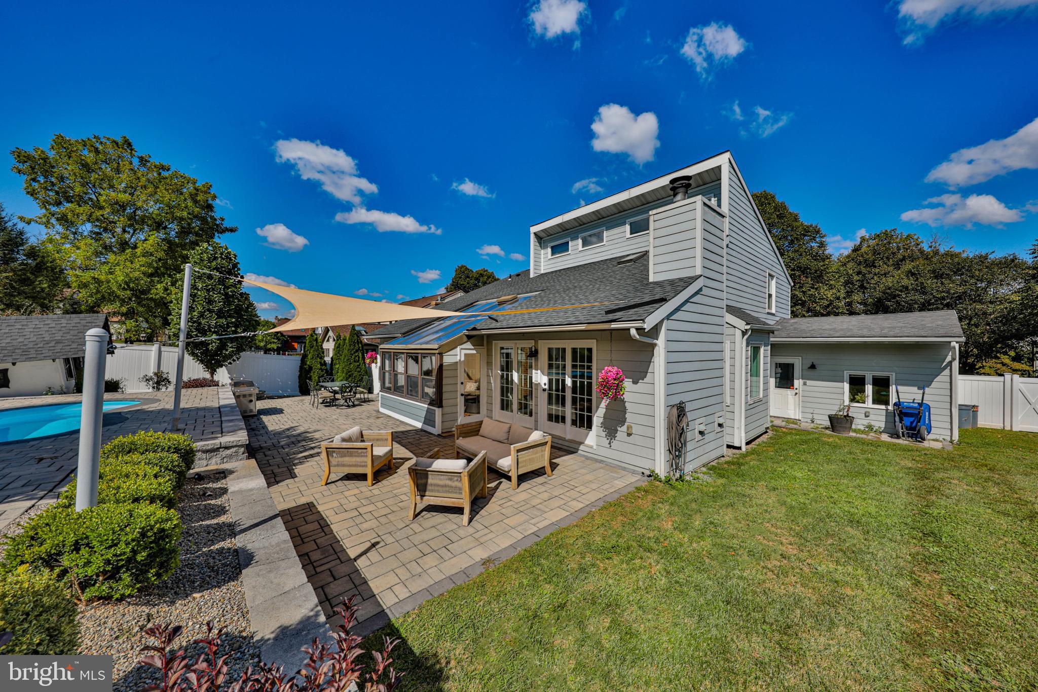 2718 WINDY HILL ROAD
