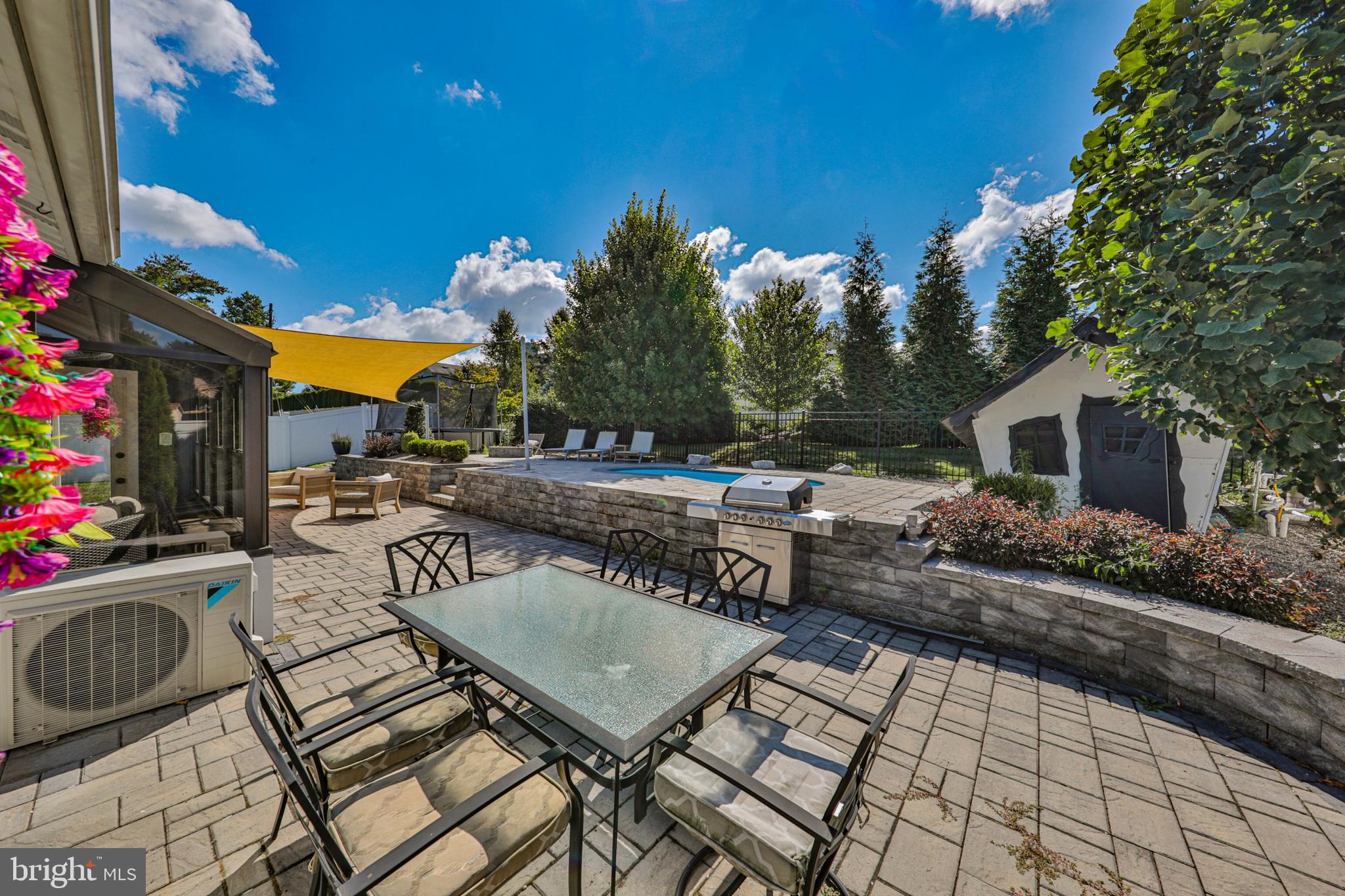 2718 WINDY HILL ROAD