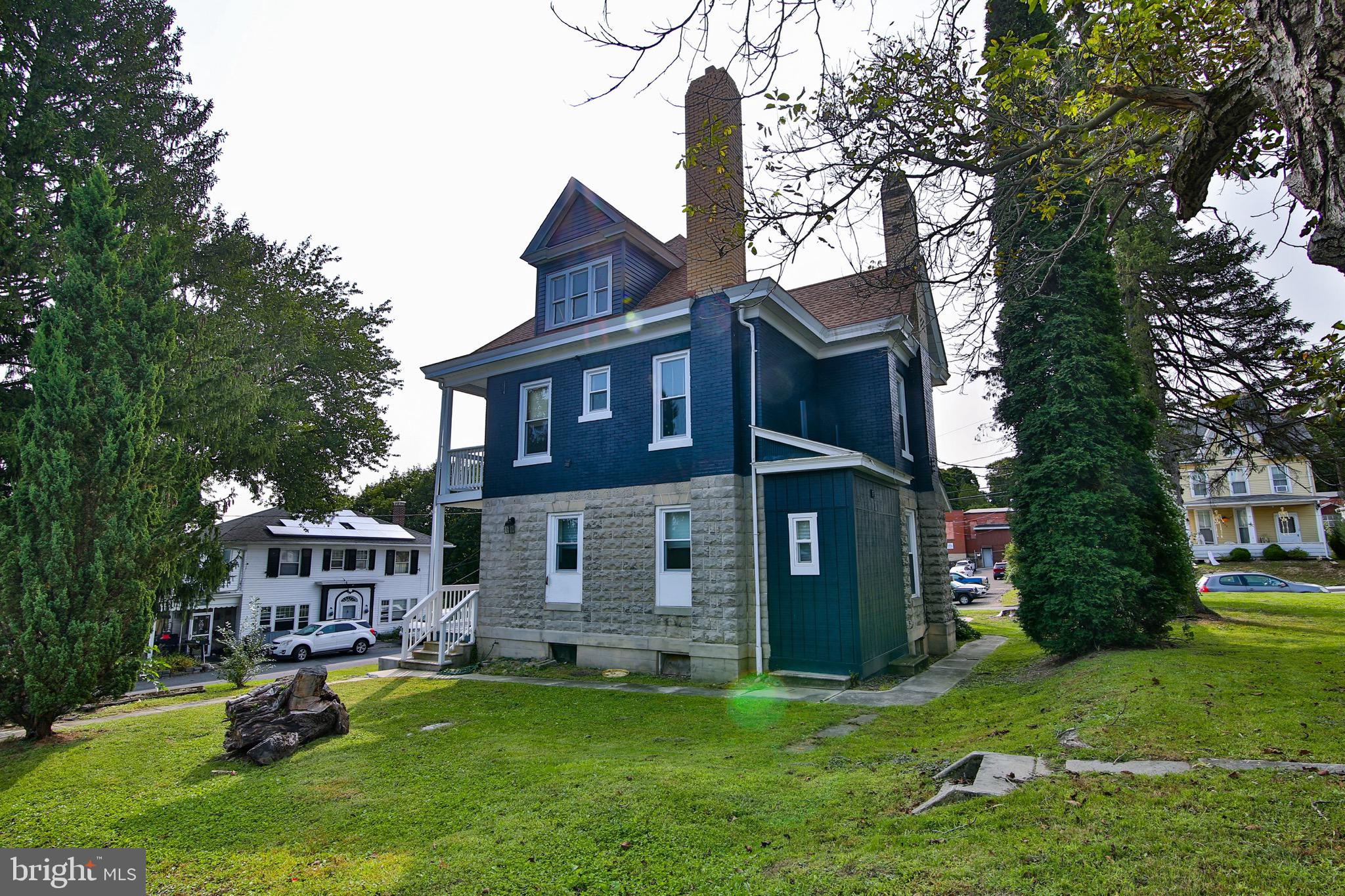 431 E WASHINGTON STREET