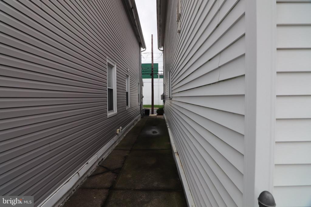 133 2ND STREET