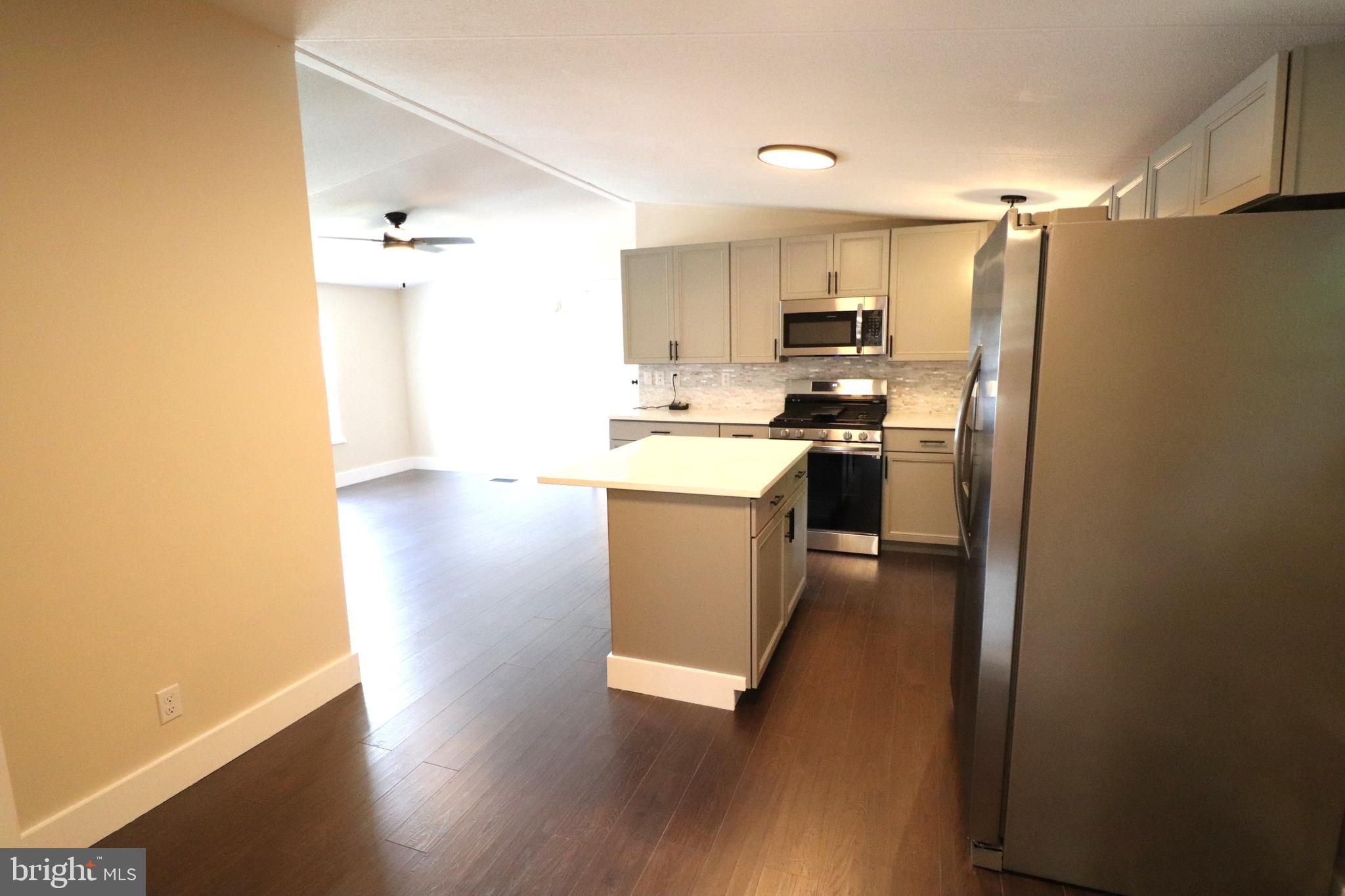 1215 Blue Mountain Cir
