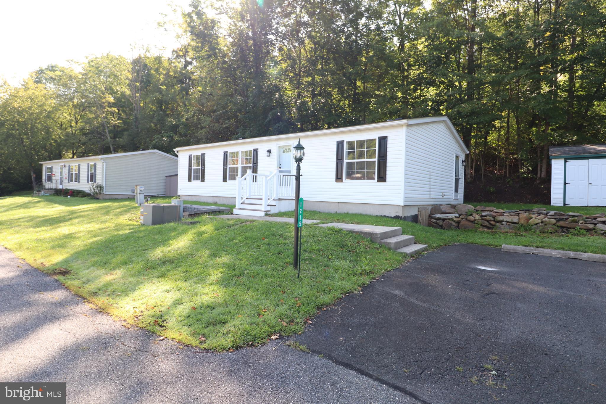 1215 Blue Mountain Cir
