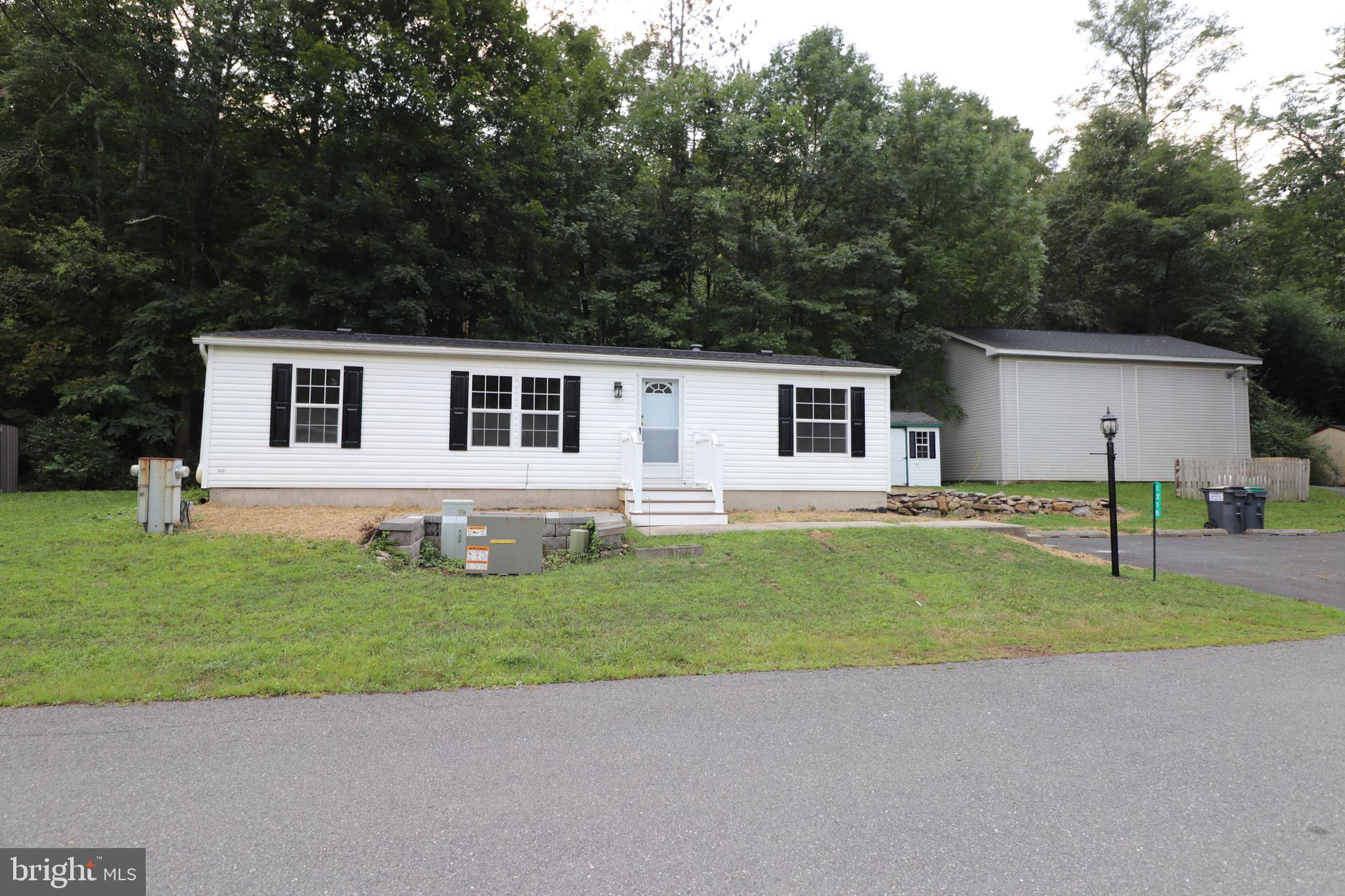 1215 Blue Mountain Cir
