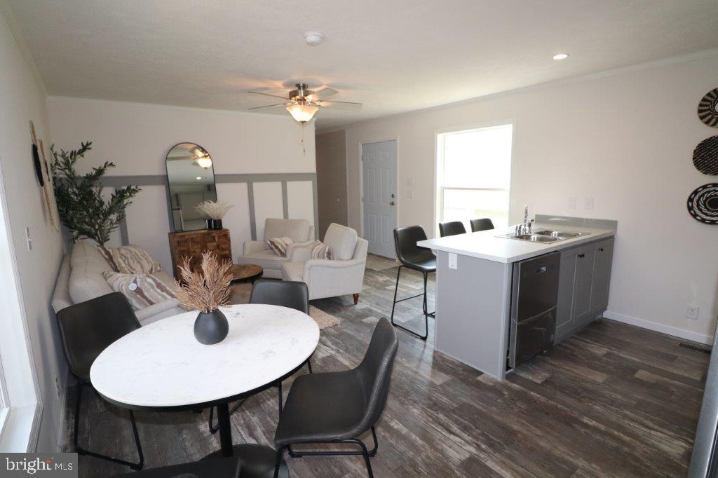 4003 Mountain Vista Rd