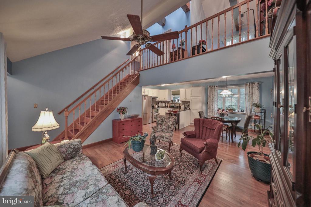 1614 Sugar Ln