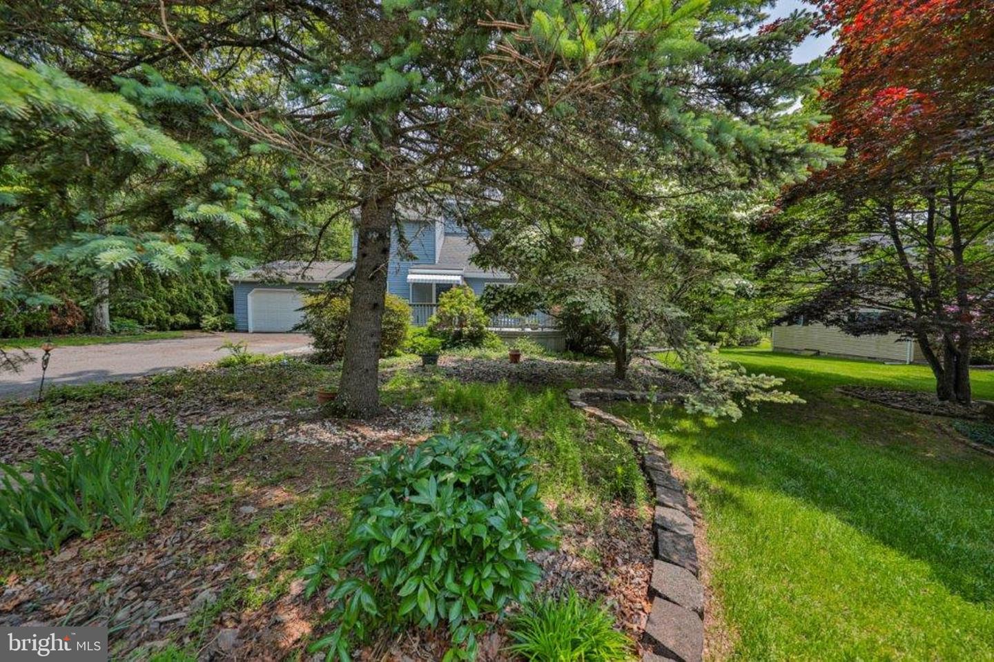 1614 Sugar Ln