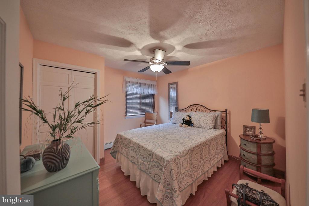 1614 Sugar Ln