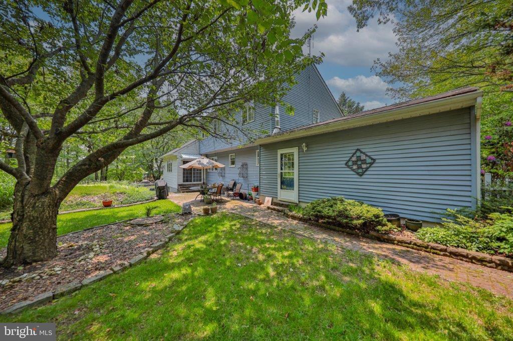 1614 Sugar Ln