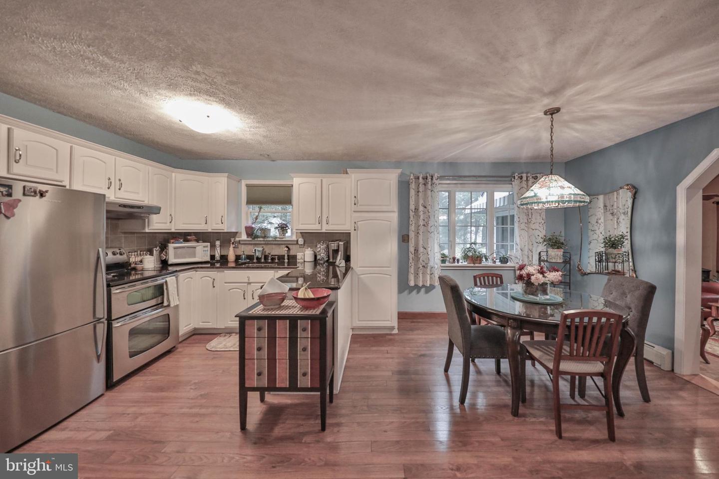 1614 Sugar Ln