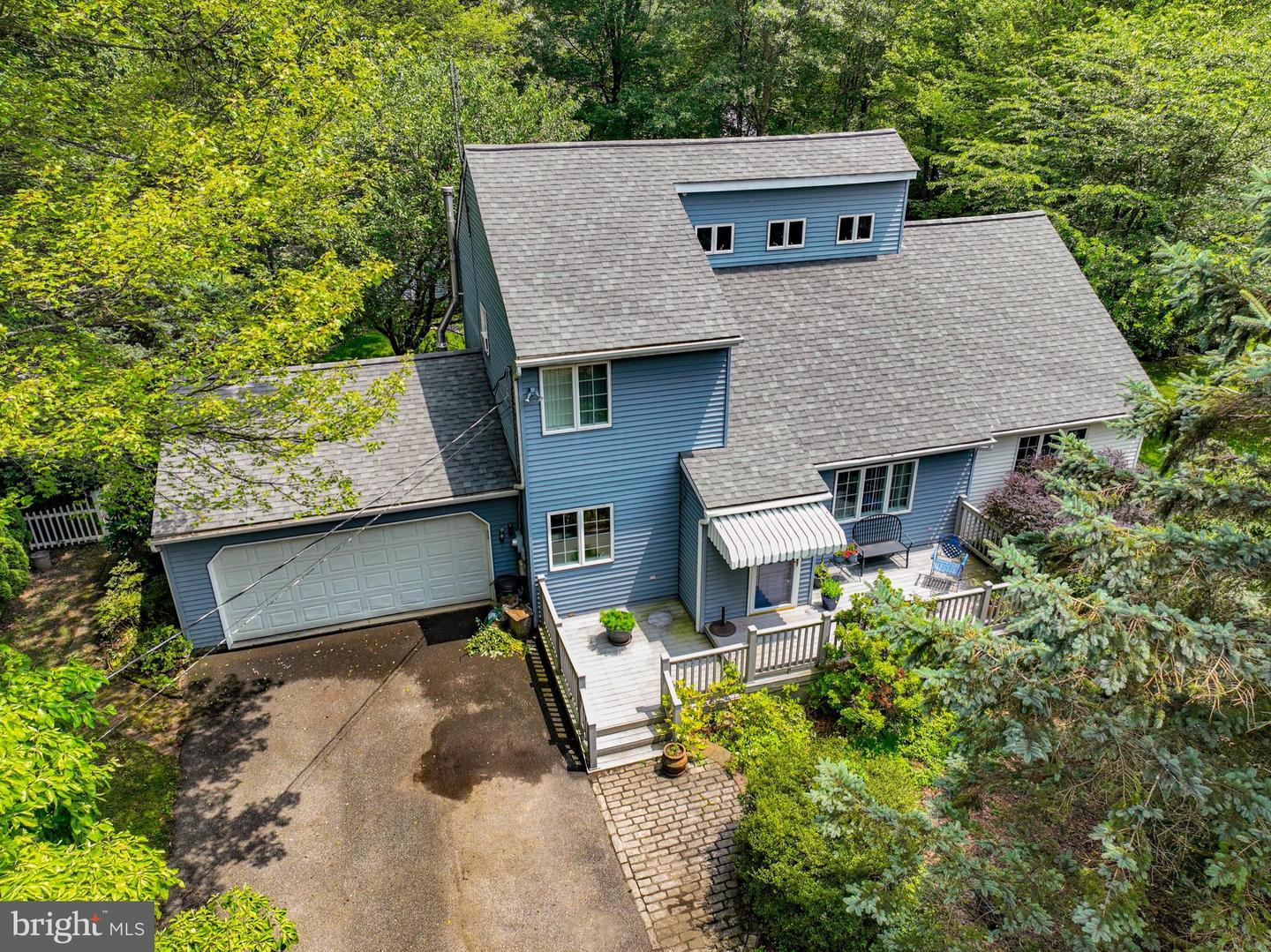 1614 Sugar Ln