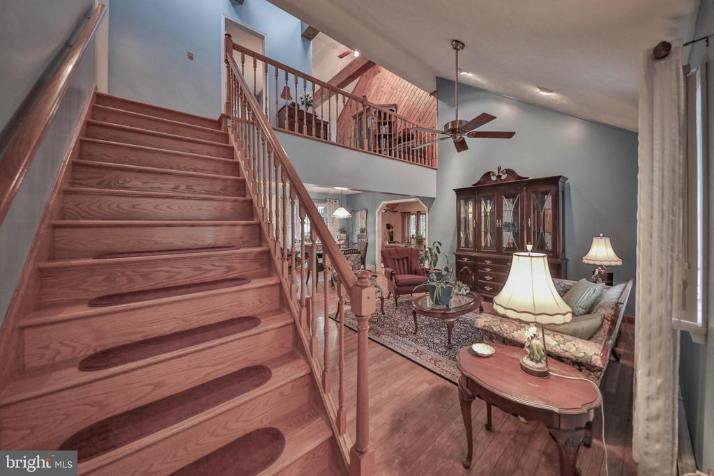 1614 Sugar Ln