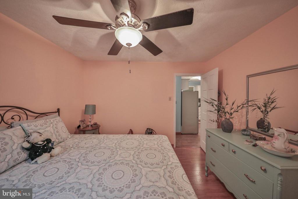 1614 Sugar Ln