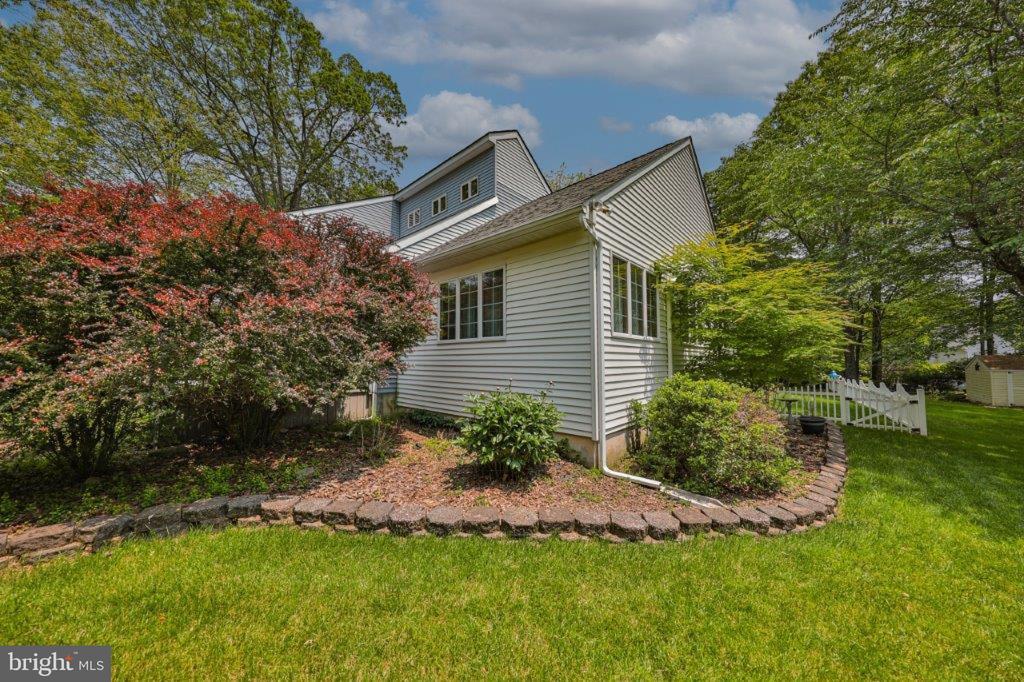 1614 Sugar Ln