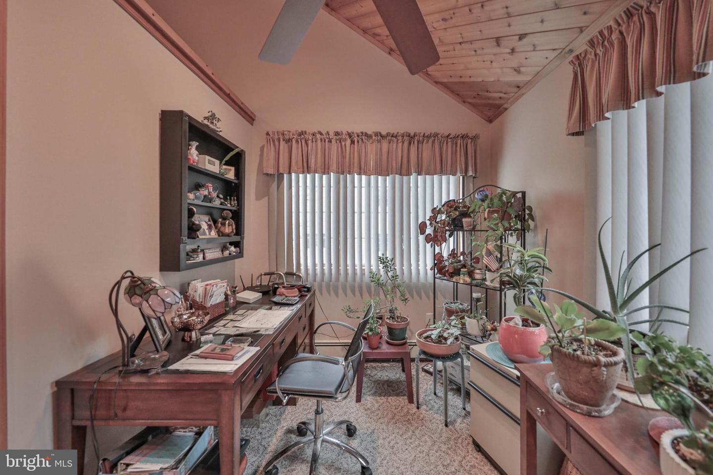 1614 Sugar Ln