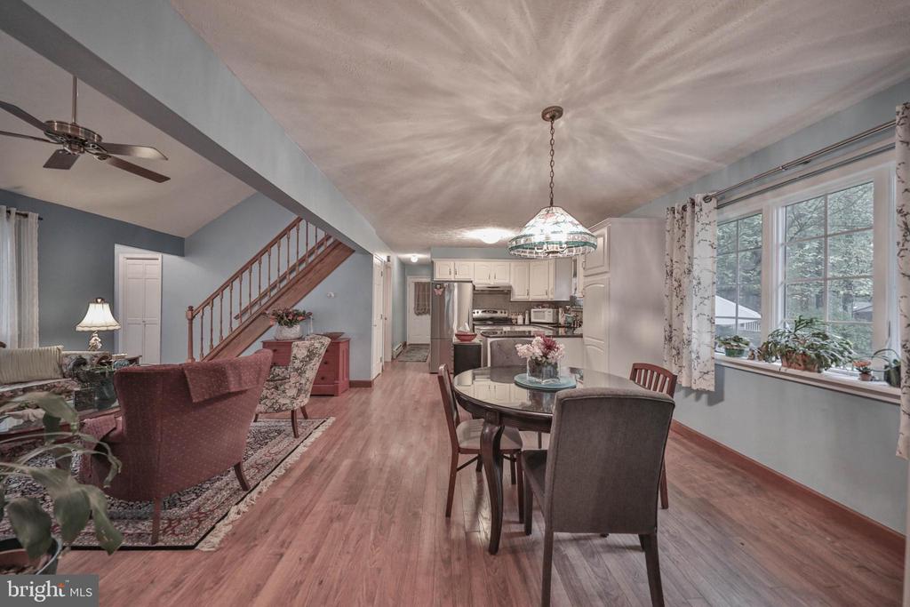 1614 Sugar Ln