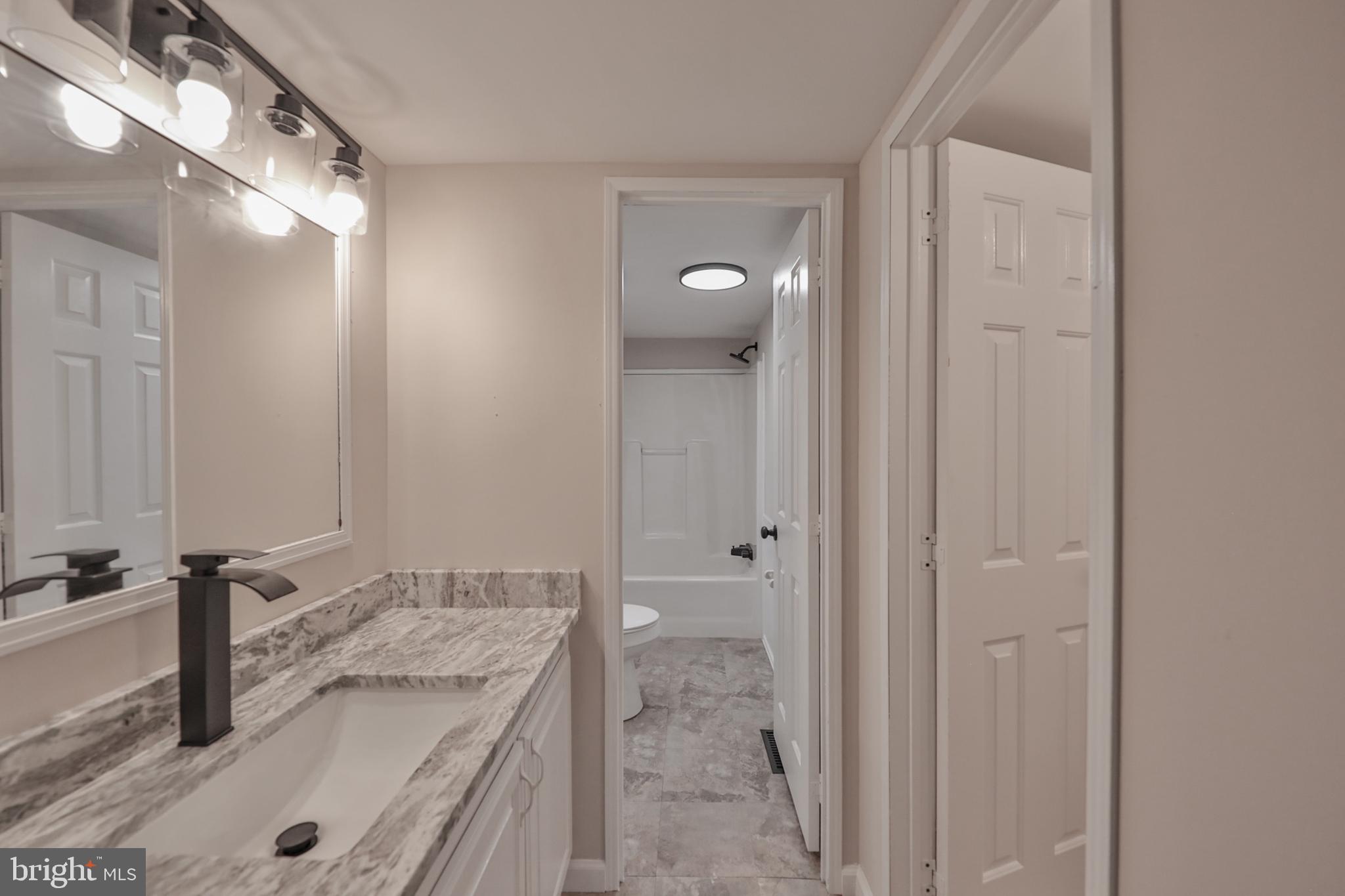 1243 BLUE MOUNTAIN CIRCLE