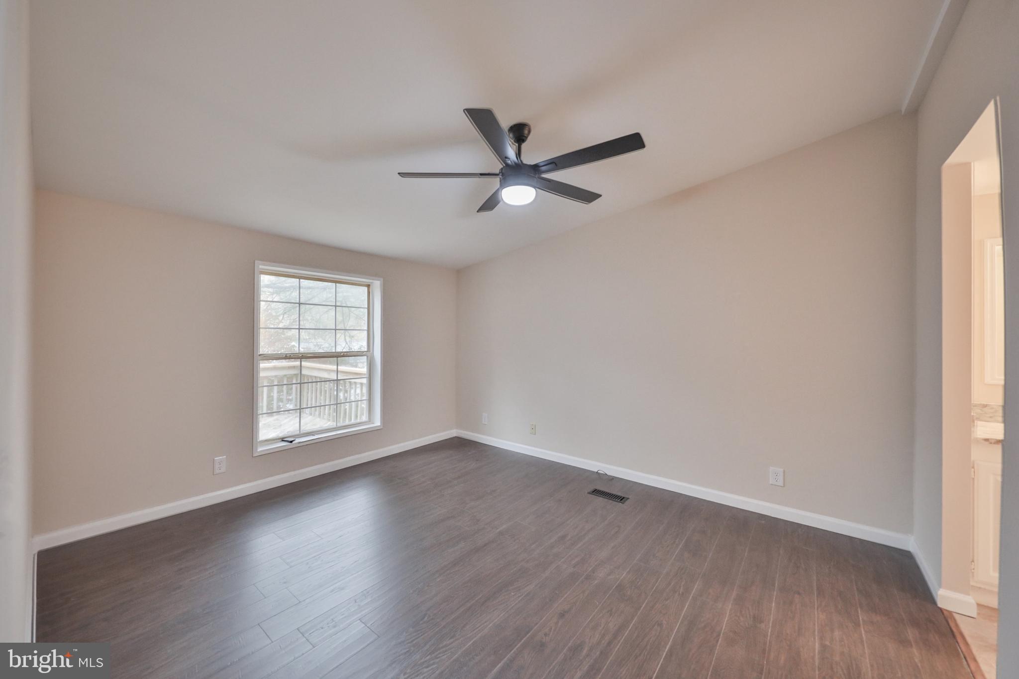 1243 BLUE MOUNTAIN CIRCLE