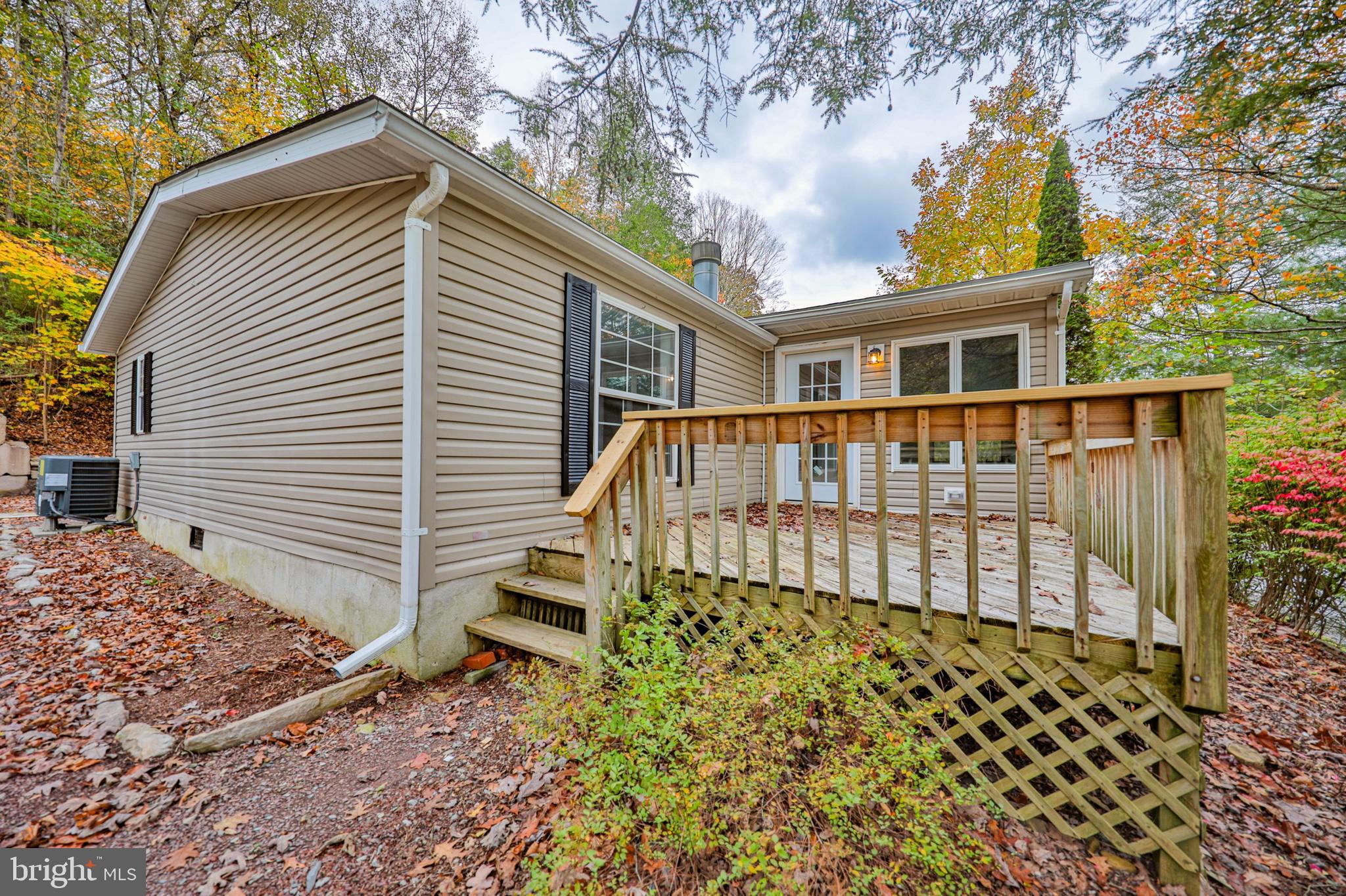 1243 BLUE MOUNTAIN CIRCLE