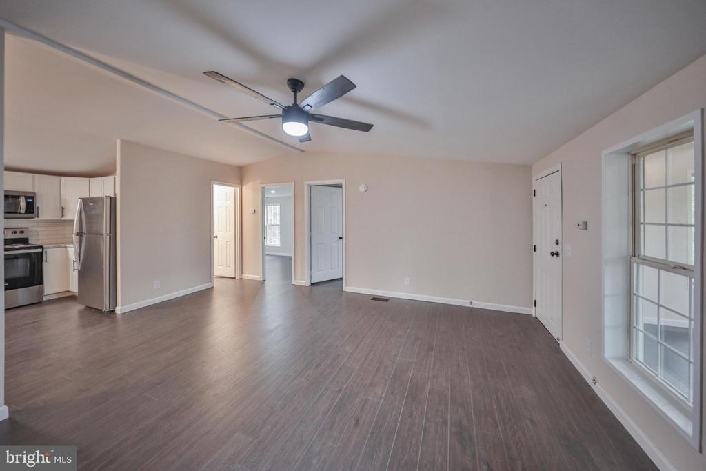 1243 BLUE MOUNTAIN CIRCLE