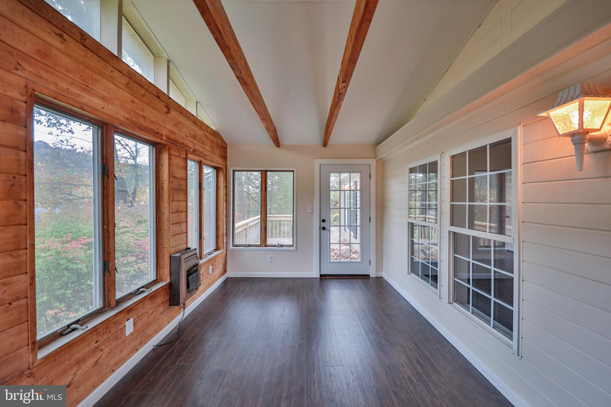 1243 BLUE MOUNTAIN CIRCLE