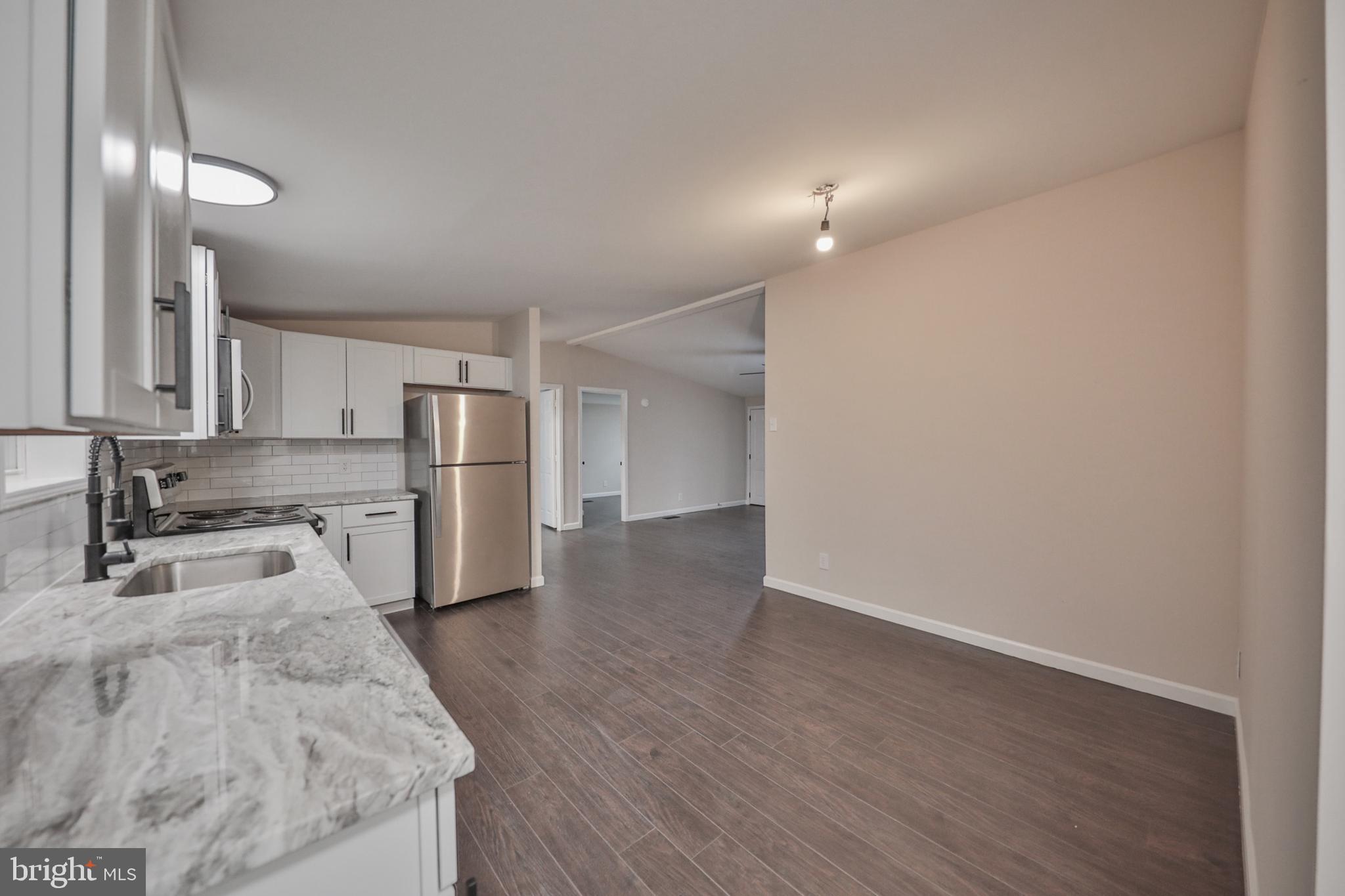 1243 BLUE MOUNTAIN CIRCLE