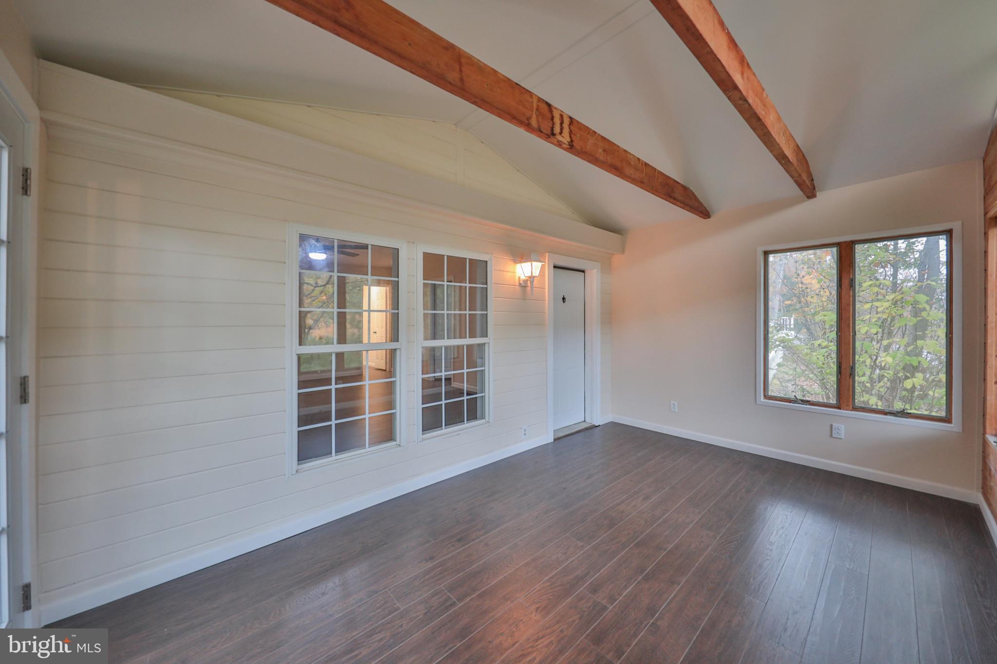 1243 BLUE MOUNTAIN CIRCLE