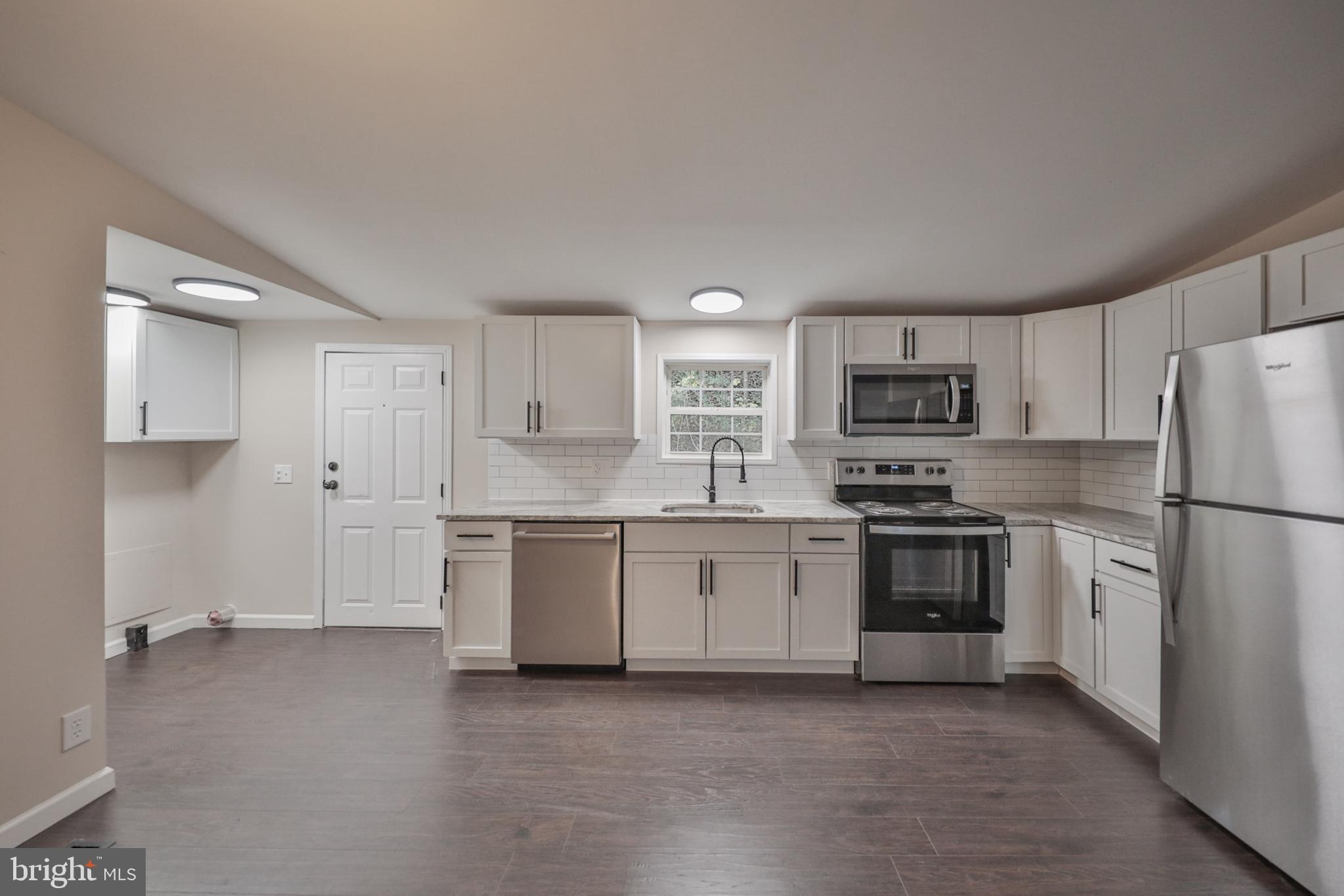 1243 BLUE MOUNTAIN CIRCLE