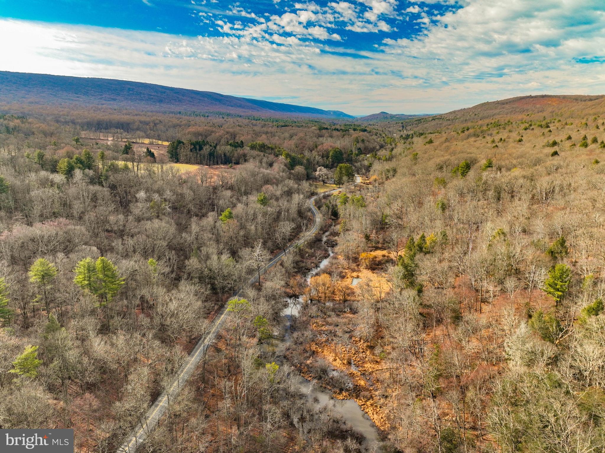 1242 BLUE MOUNTAIN CIRCLE