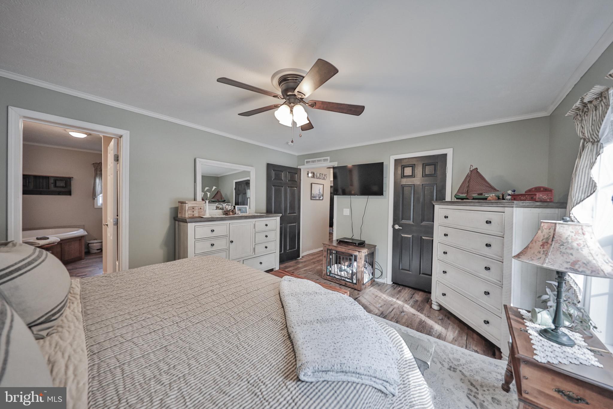 1242 BLUE MOUNTAIN CIRCLE