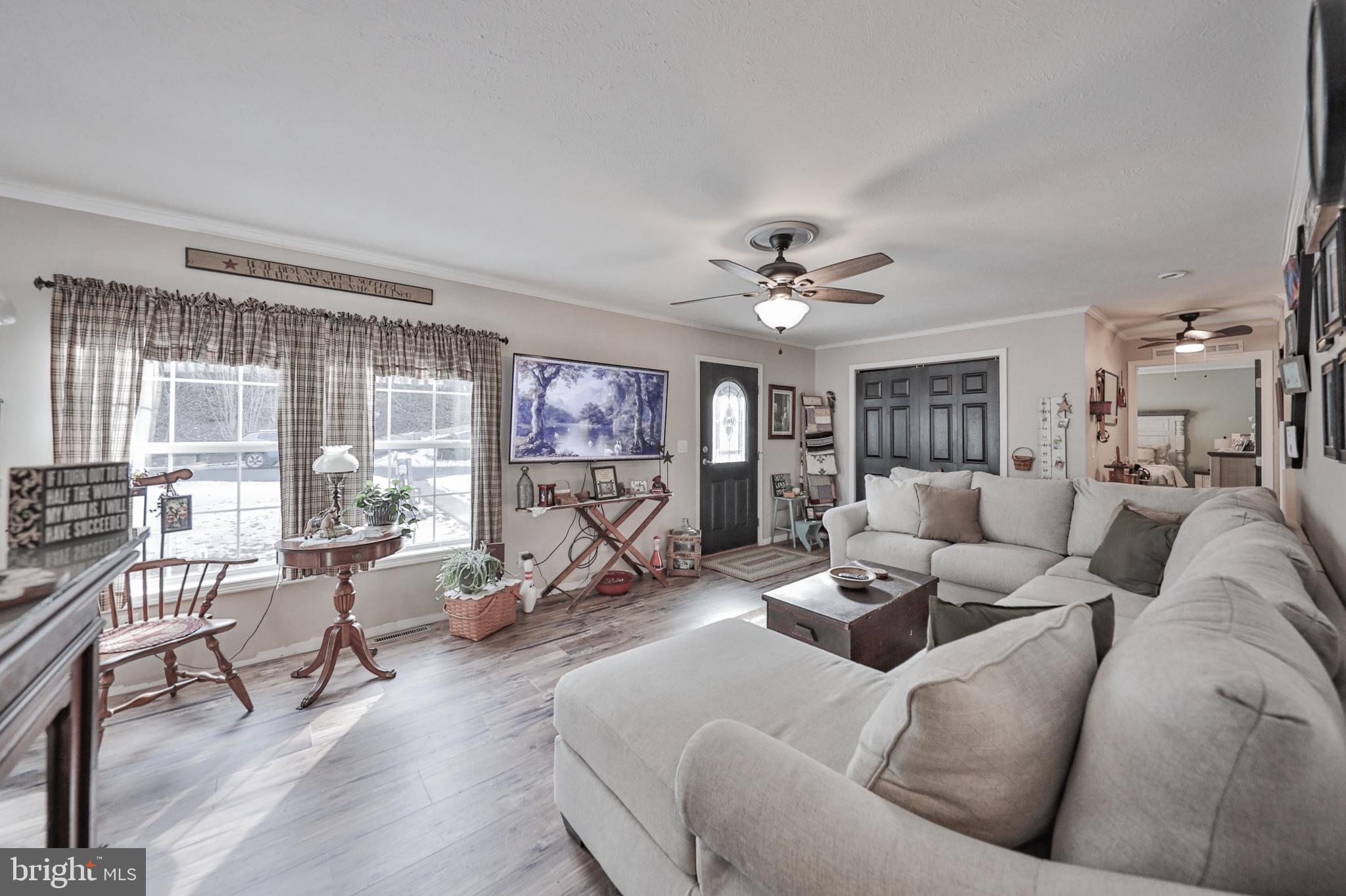 1242 BLUE MOUNTAIN CIRCLE