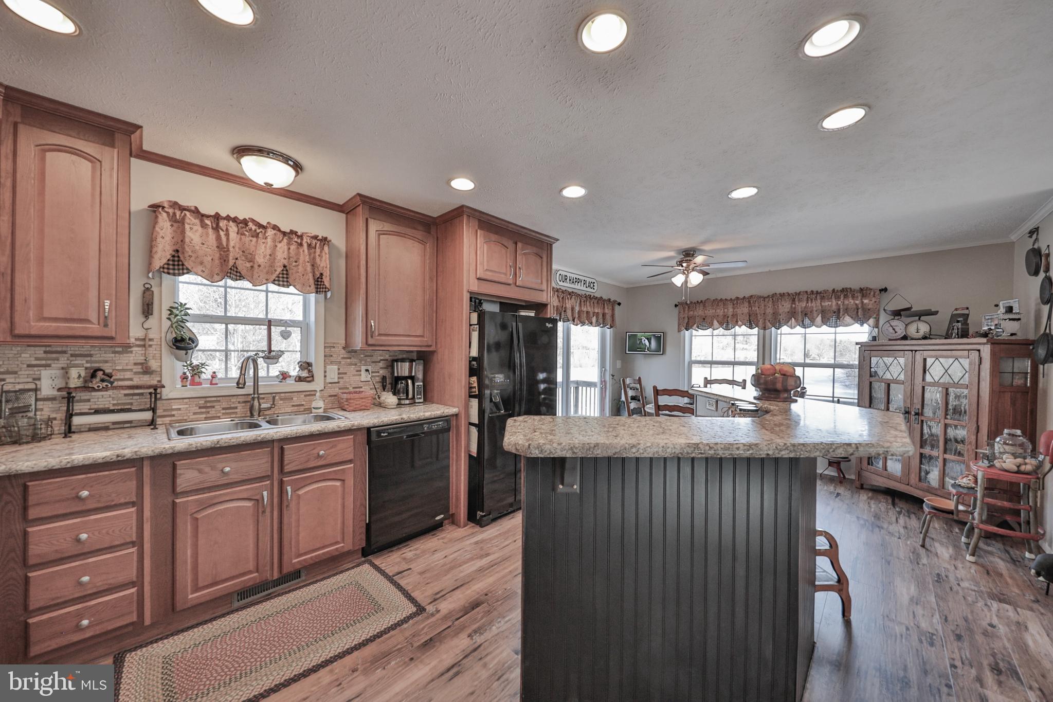 1242 BLUE MOUNTAIN CIRCLE