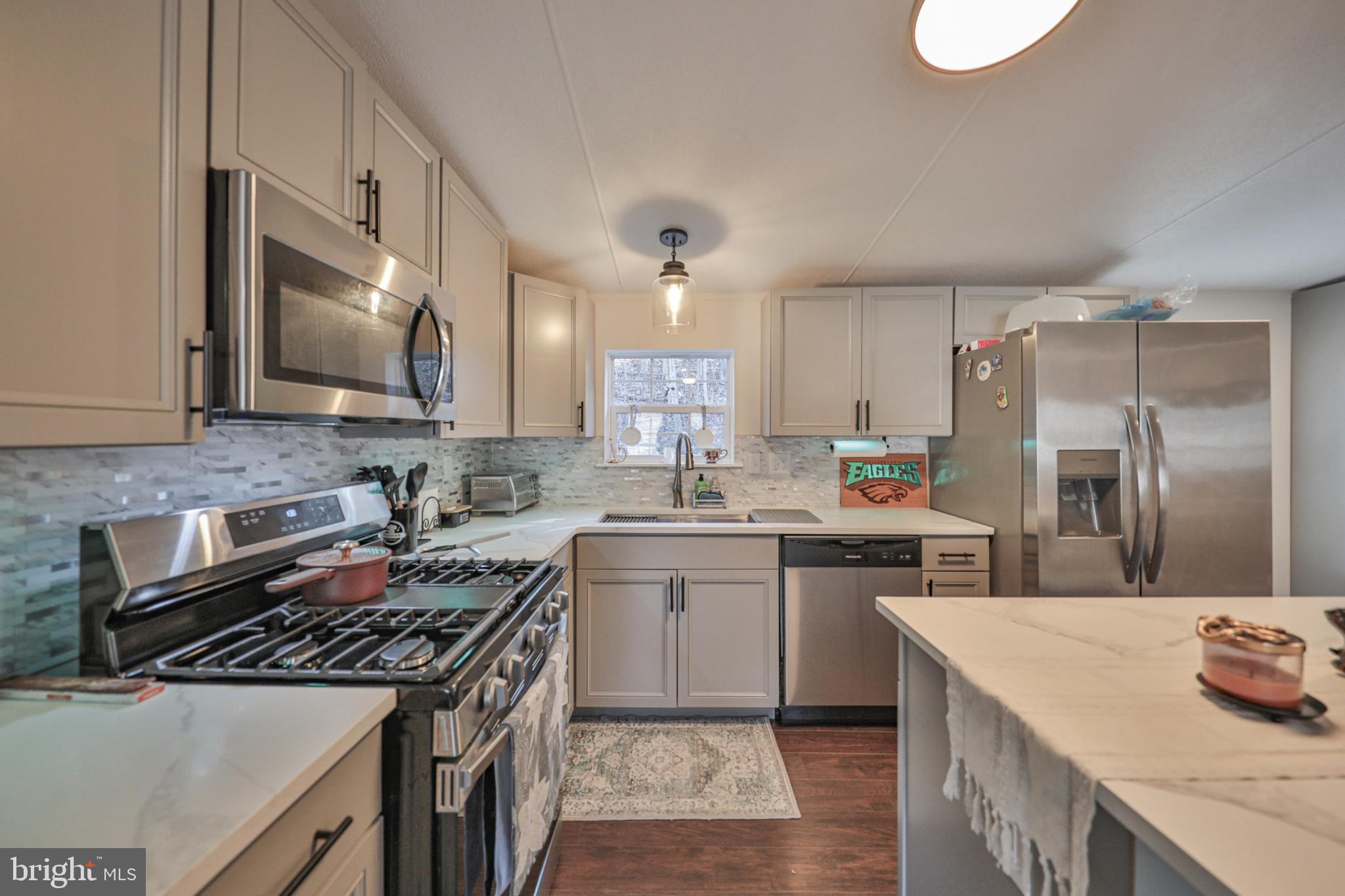 1215 BLUE MOUNTAIN CIRCLE