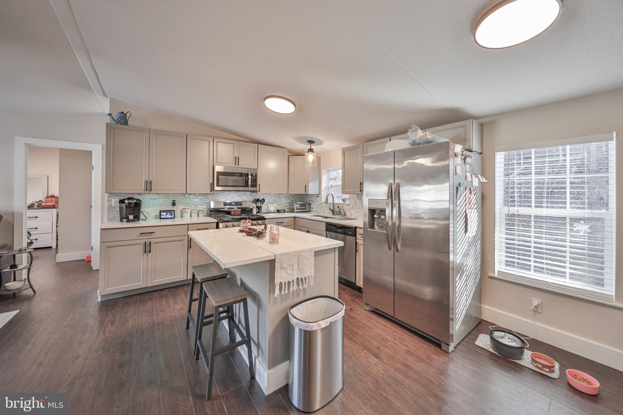 1215 BLUE MOUNTAIN CIRCLE