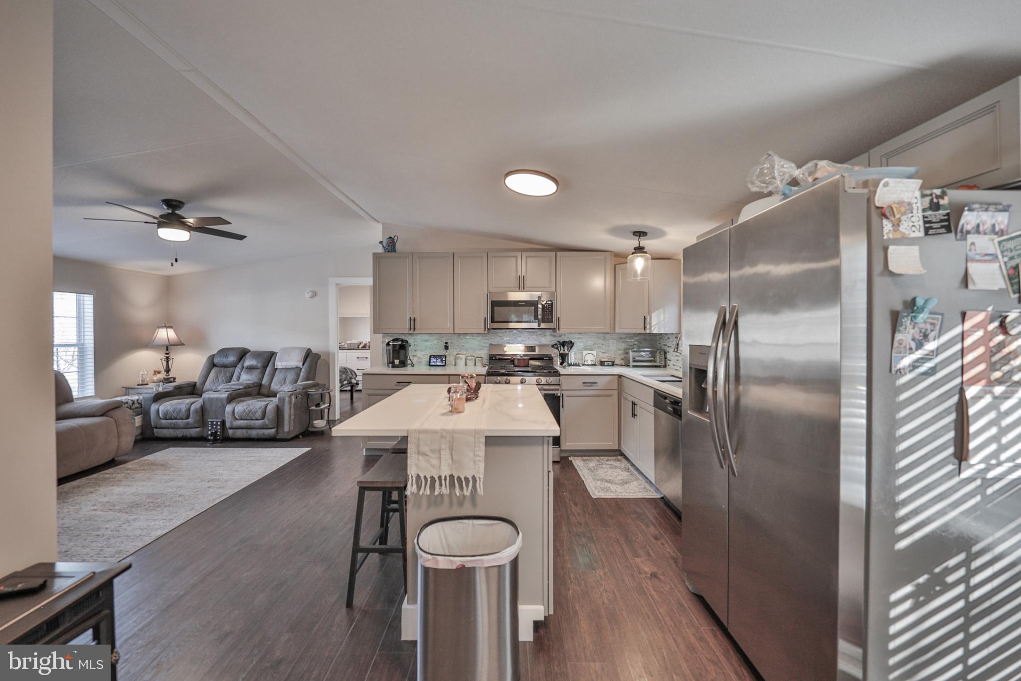 1215 BLUE MOUNTAIN CIRCLE