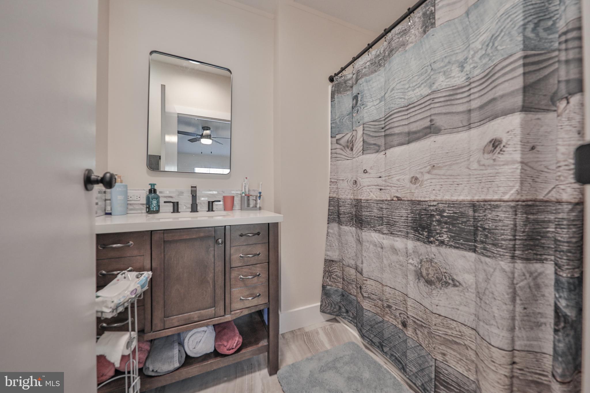 1215 BLUE MOUNTAIN CIRCLE