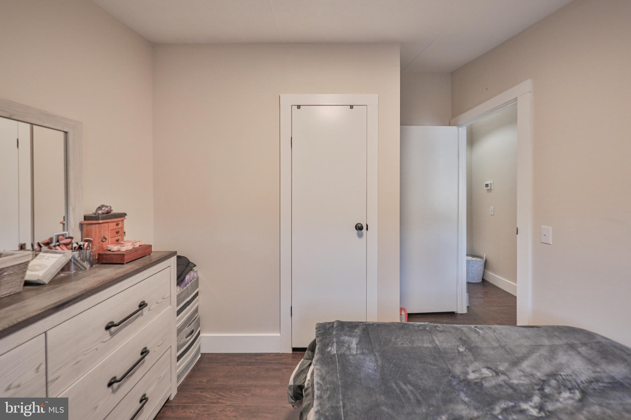 1215 BLUE MOUNTAIN CIRCLE