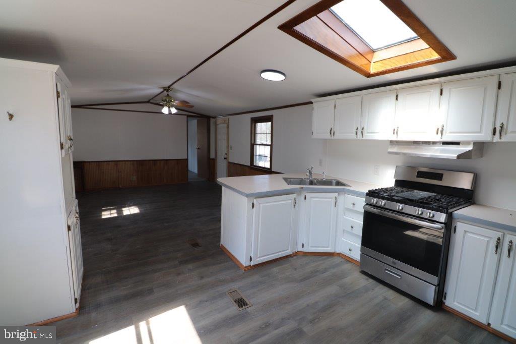 238 BIRCHWOOD LANE