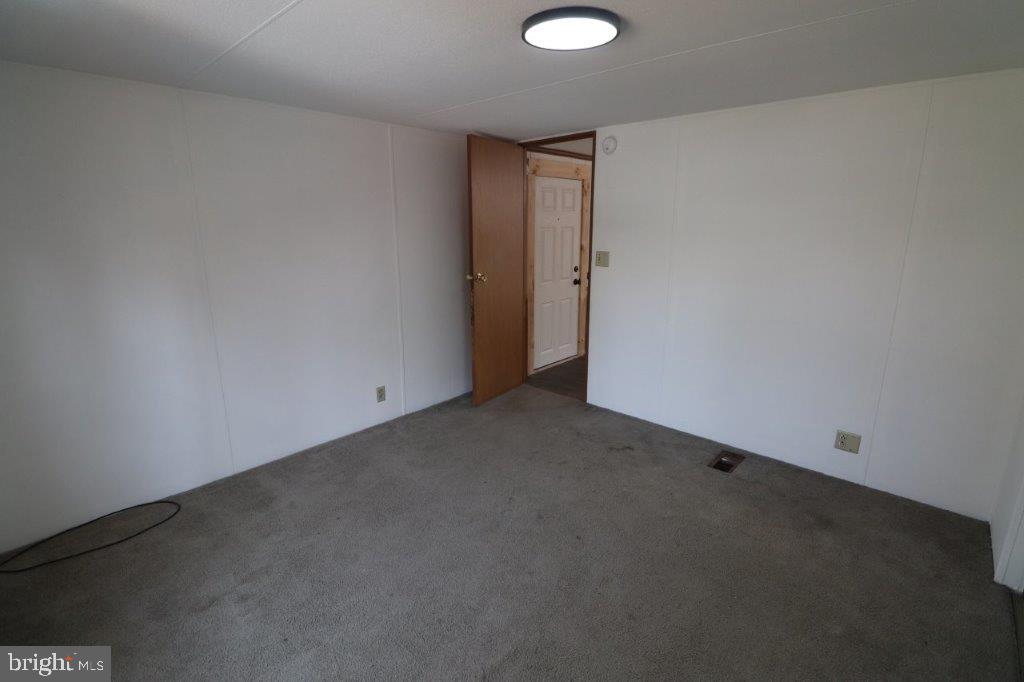 238 BIRCHWOOD LANE