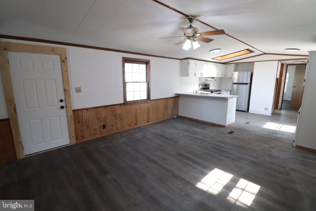 238 BIRCHWOOD LANE