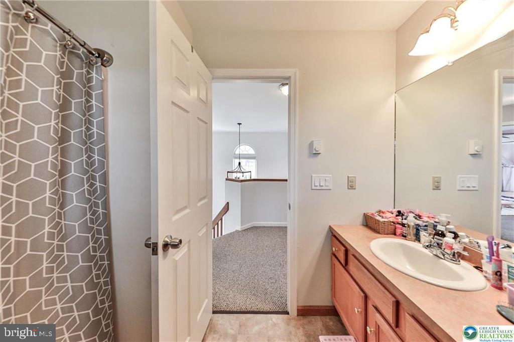 2260 REO DRIVE