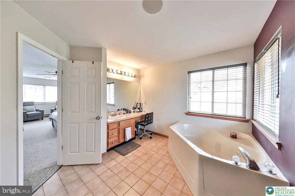 2260 REO DRIVE