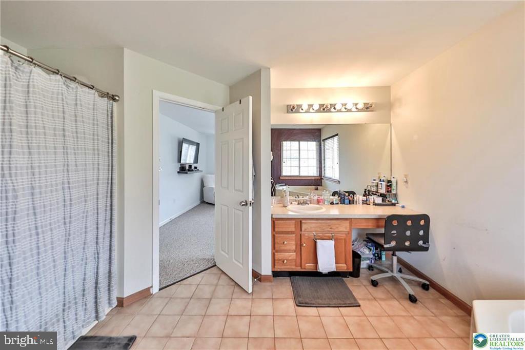 2260 REO DRIVE