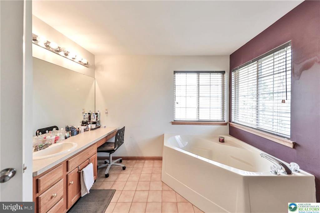 2260 REO DRIVE