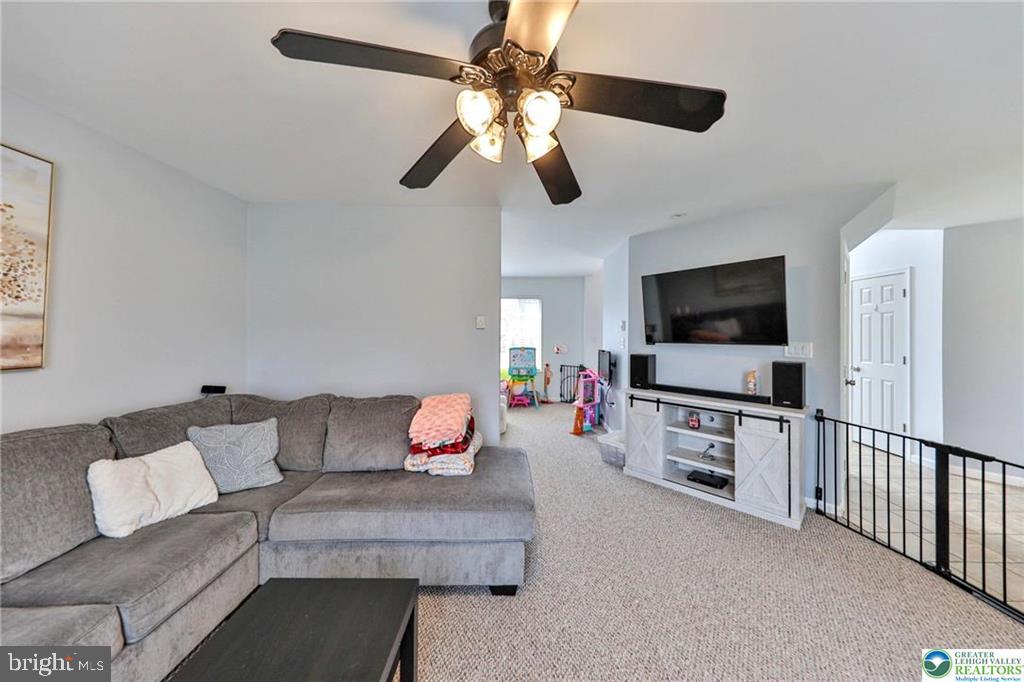 2260 REO DRIVE