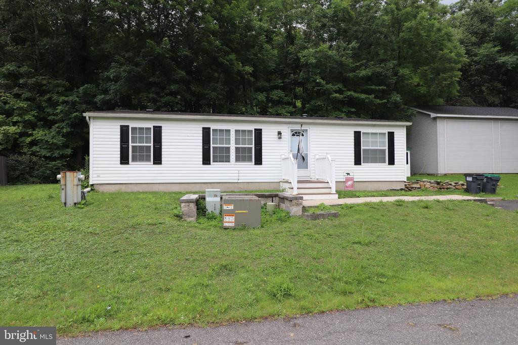 1215 BLUE MOUNTAIN CIRCLE